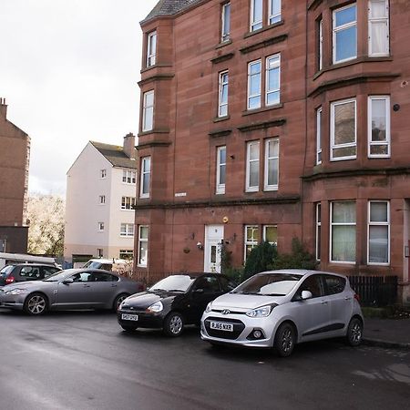 Premier - Crathie View Apartment Glasgow Exteriör bild