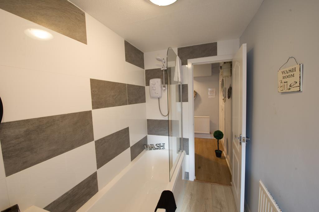 Premier - Crathie View Apartment Glasgow Exteriör bild